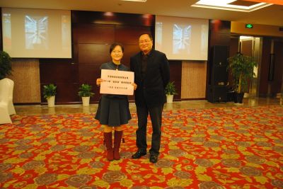 爭(zhēng)光樹(shù)脂2015年“全家?！奔w照比賽